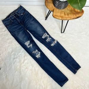 American Eagle Next level stretch distressed jeans, size 0 long.